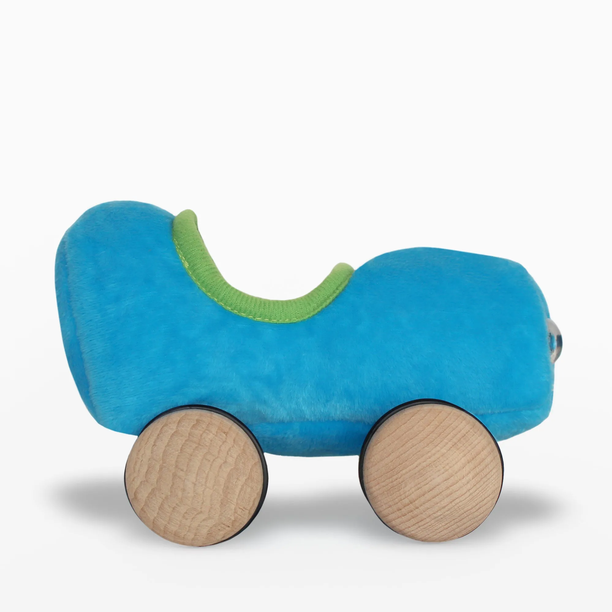 Huckle Cat Soft Toy with Blue Car Yottoy