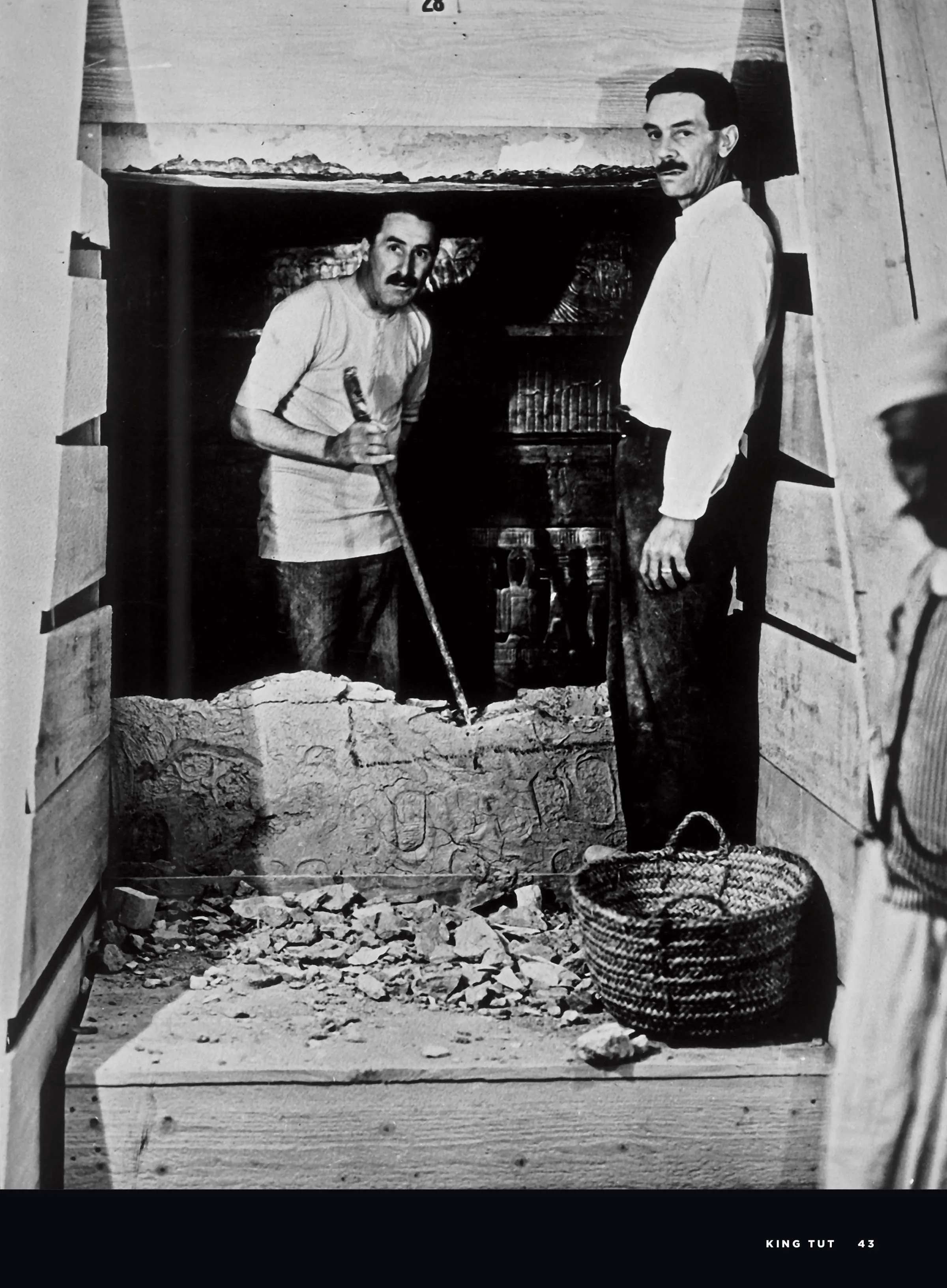 King Tut - Legend, Mystery, Phenomenon: Royal Ancient Egypt Ruler Tutankhamun, The Boy King's Life, 14th Century B.C., Death, 5,000 Tomb Treasures, Howard Carter Scientific Discovery, Mystery & Museum