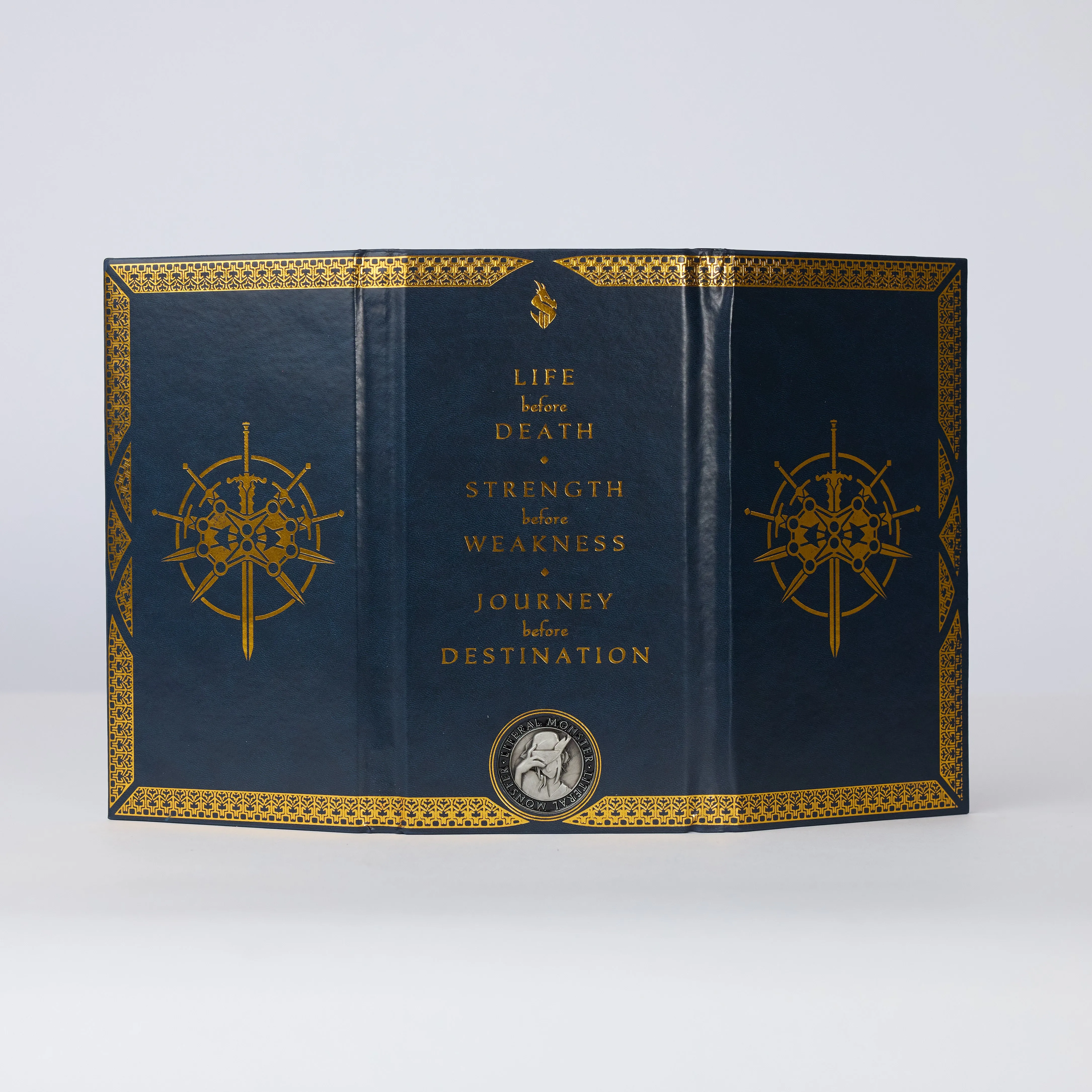 Stormlight Folding Coin Holder Dragonsteel Books
